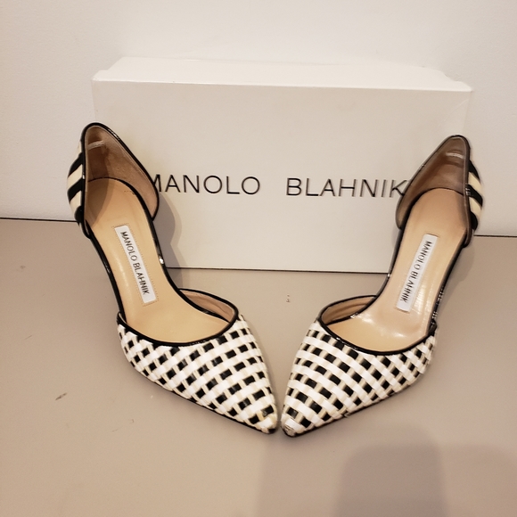Manolo Blahnik Shoes - MANOLO BLAHNIK HEELS 3" BLK/WHT SIZE 35 50.00 OFFER